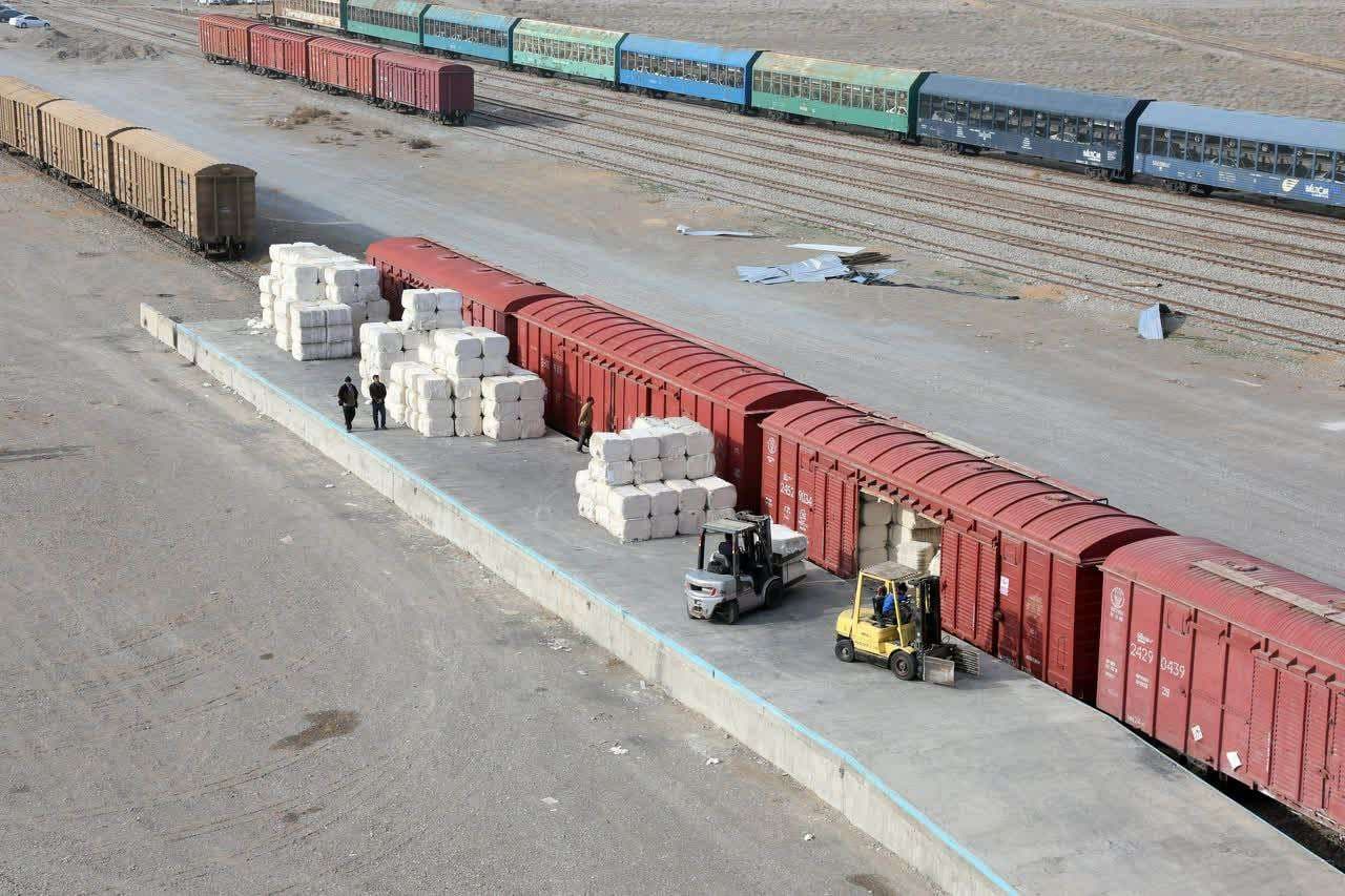 مزایای حمل و نقل ریلی