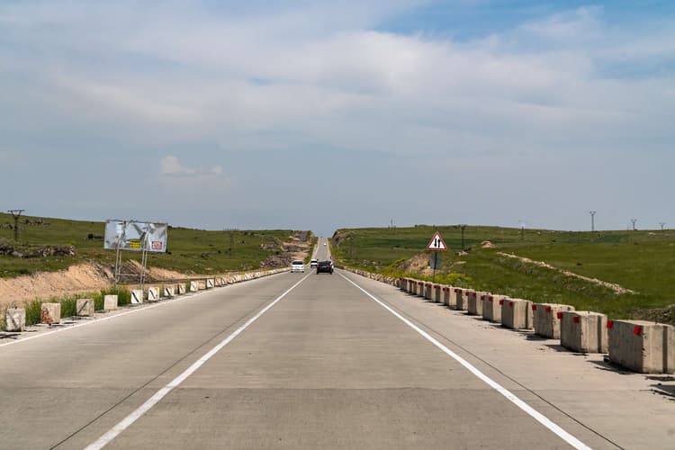 کریدور دیجیتال شمال به جنوب (خلق یک اپراتور واحد و یک اکوسیستم هوشمند چندوجهی منطقه ای)